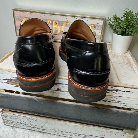 Stuart Weitzman Black Leather The Manila Tassel Slip On Loafers - Picture 10 of 12